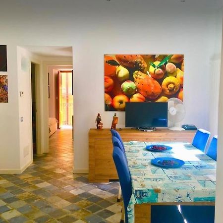 Angelina'S Apartment 切法卢 外观 照片
